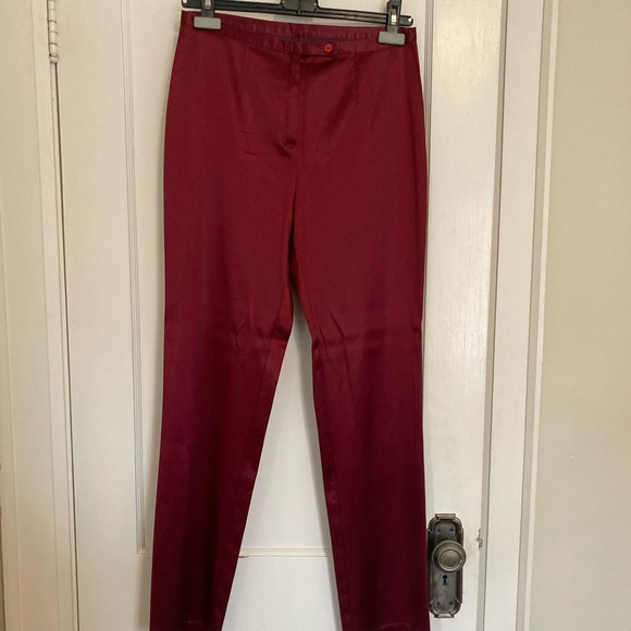 Vintage United Colours of Bentton satin pantsuit. - Picture 3 of 3